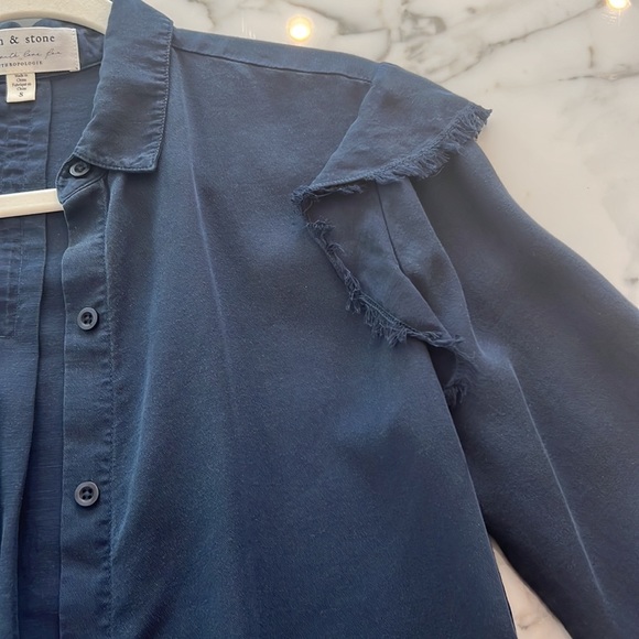 Cloth & stone by Anthropologie navy blue long sleeve blouse top sz S - Picture 6 of 7